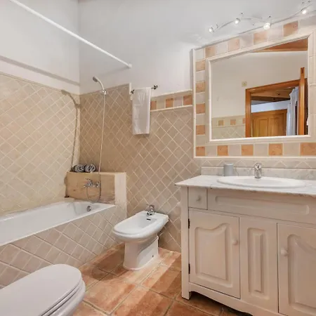 Bach Villa *